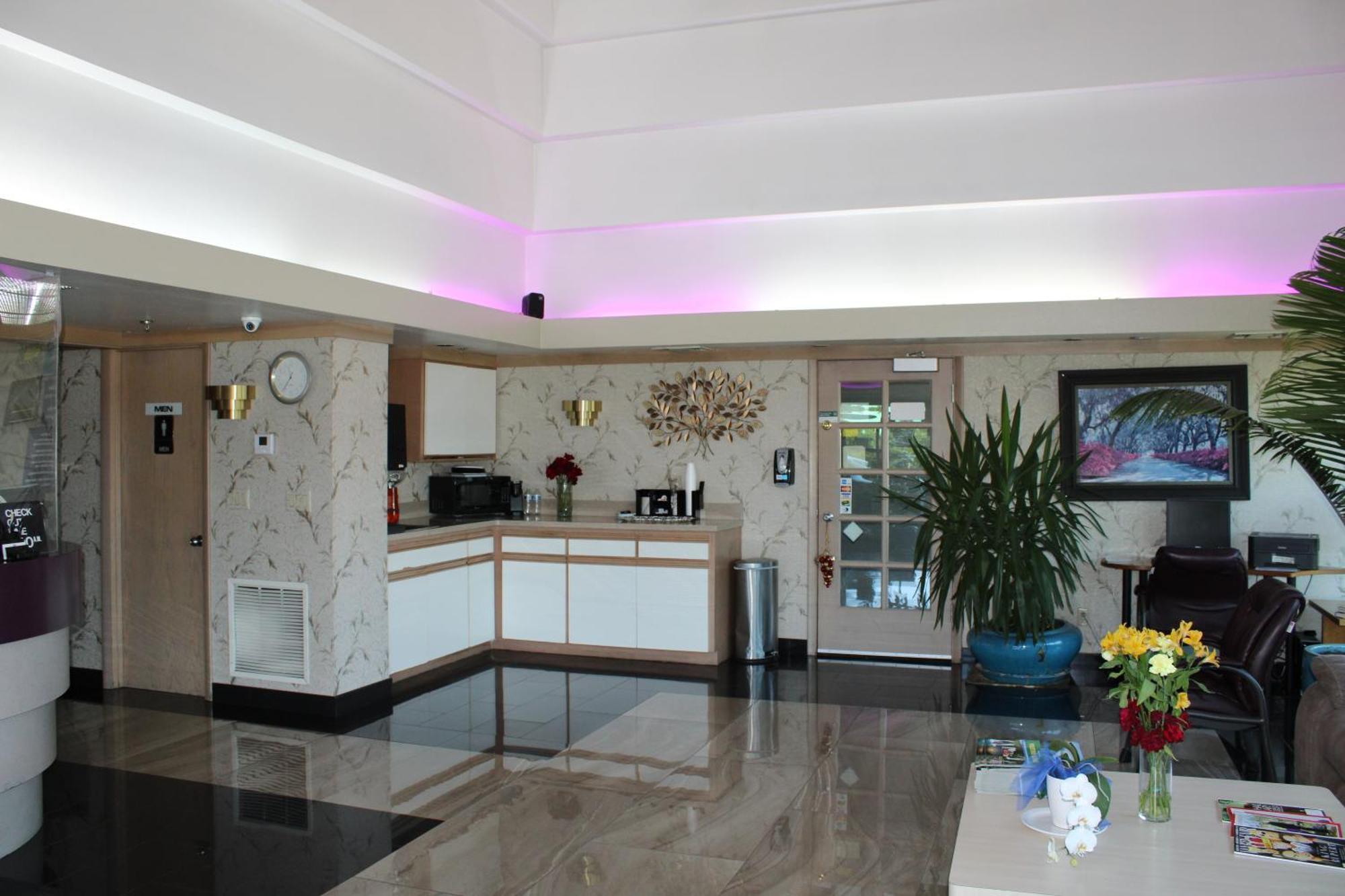 Americas Best Value Inn - Phoenix / Ashland Esterno foto