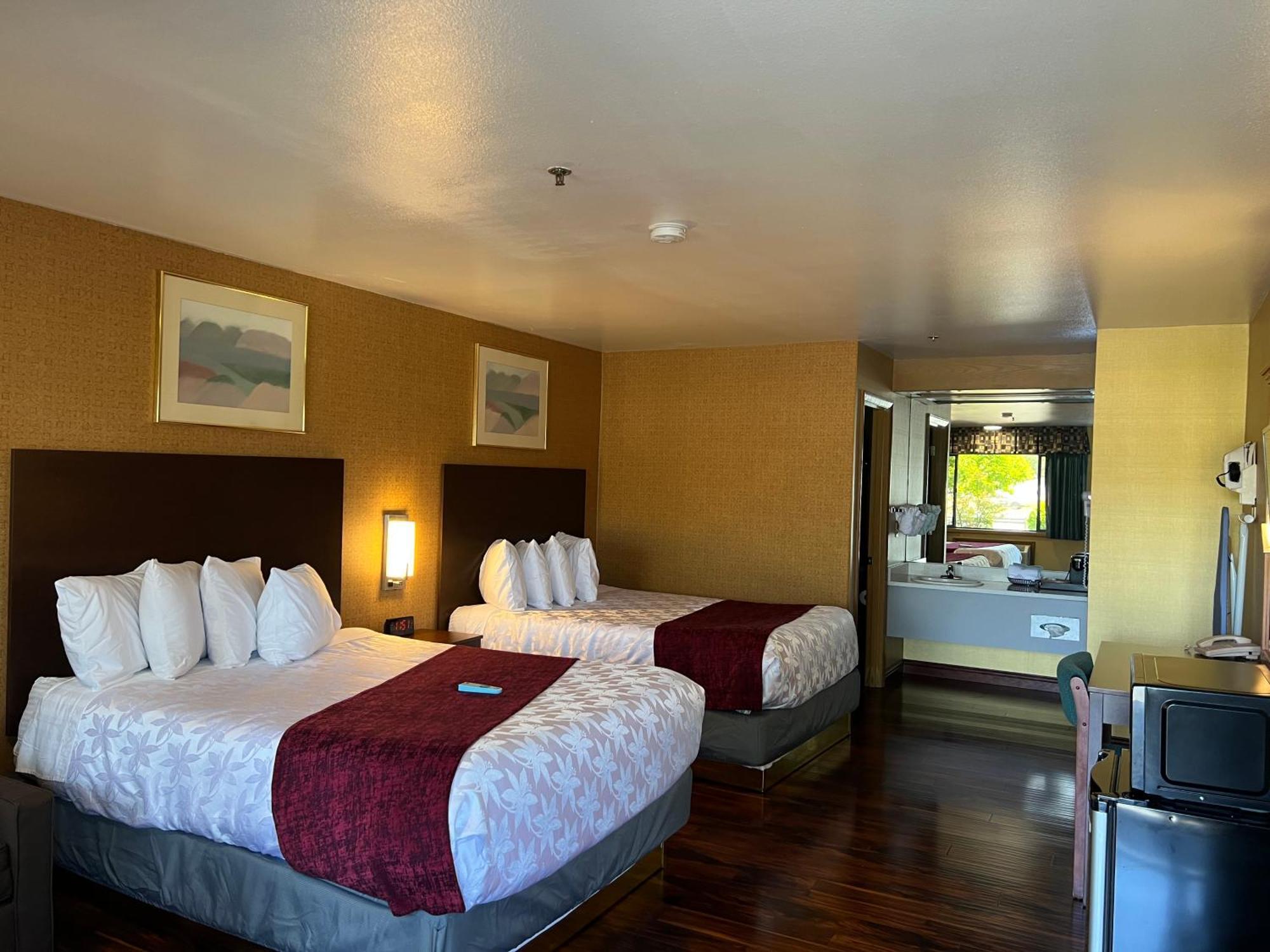 Americas Best Value Inn - Phoenix / Ashland Esterno foto